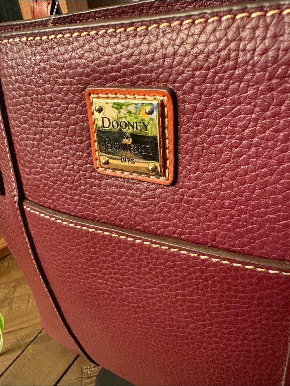 Dooney & Bourke Pebble Grain Shopper Tote Burgundy Wine Leather NWOT - Picture 3 of 12